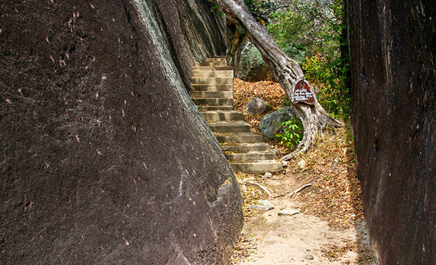 Kudumbigala Climb - Experience - Sri Lanka In Style
